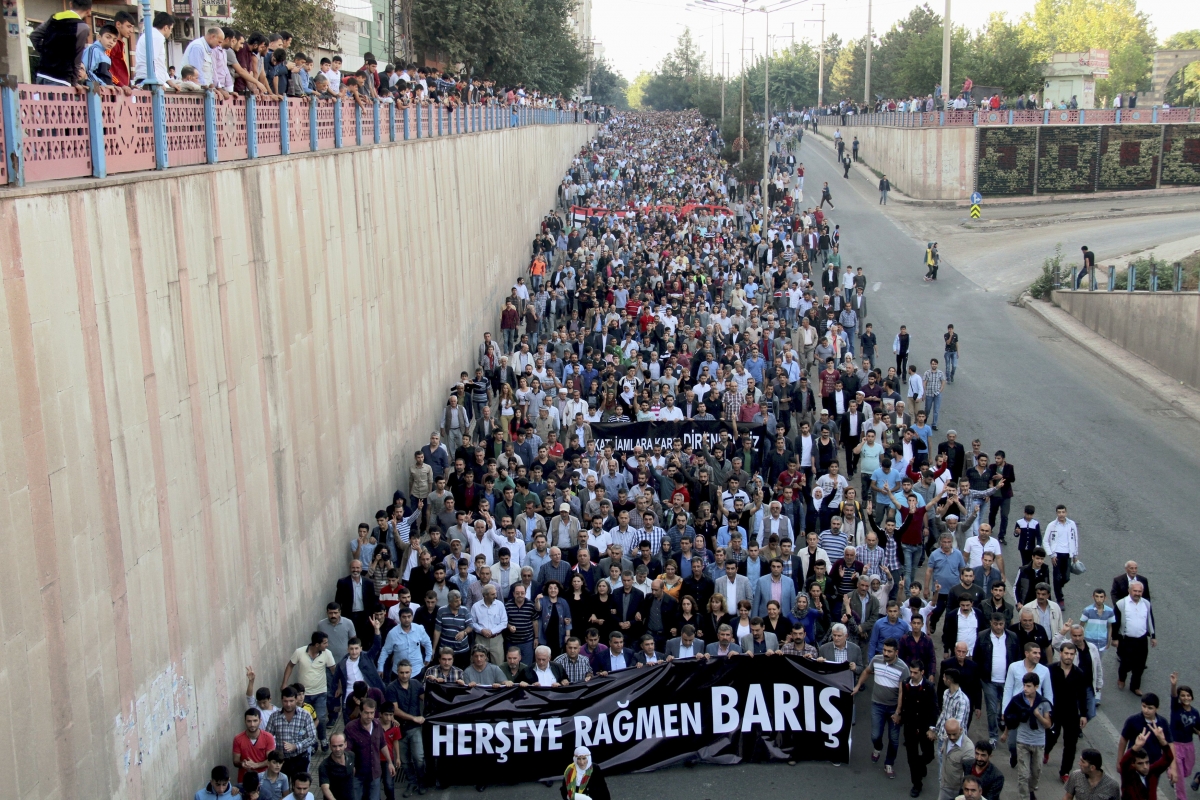 Ankara Bombing: Thousands Attend Mourning Rally In Turkish Capital [video]