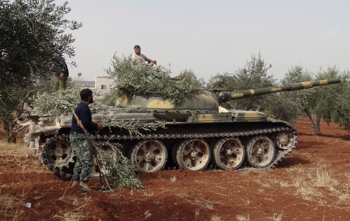 Syria rebels tank 