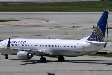 United Airlines plane, Chicago