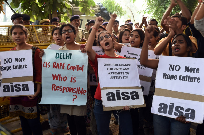 Students protest against rape of two minors