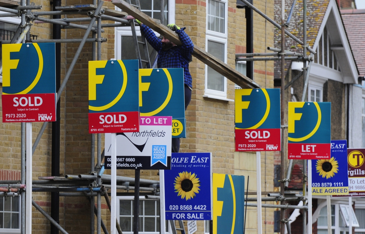 London facing housing bubble risk, cautions UBS