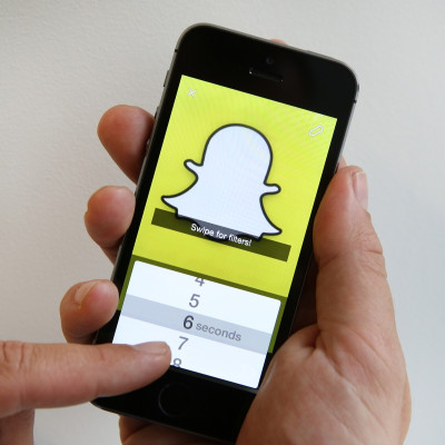Snapchat self-destruct picture and video messagin app