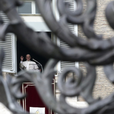 Vatican leak arrests
