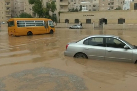 Jordan: Heavy rain causes flooding chaos in Amman
