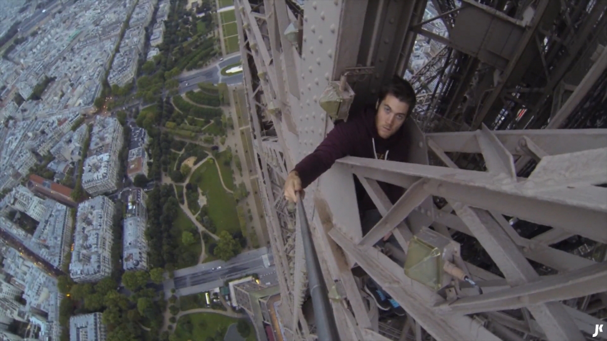 Eiffel Tower Watch Daredevil James Kingston Climb Iconic Paris Landmark