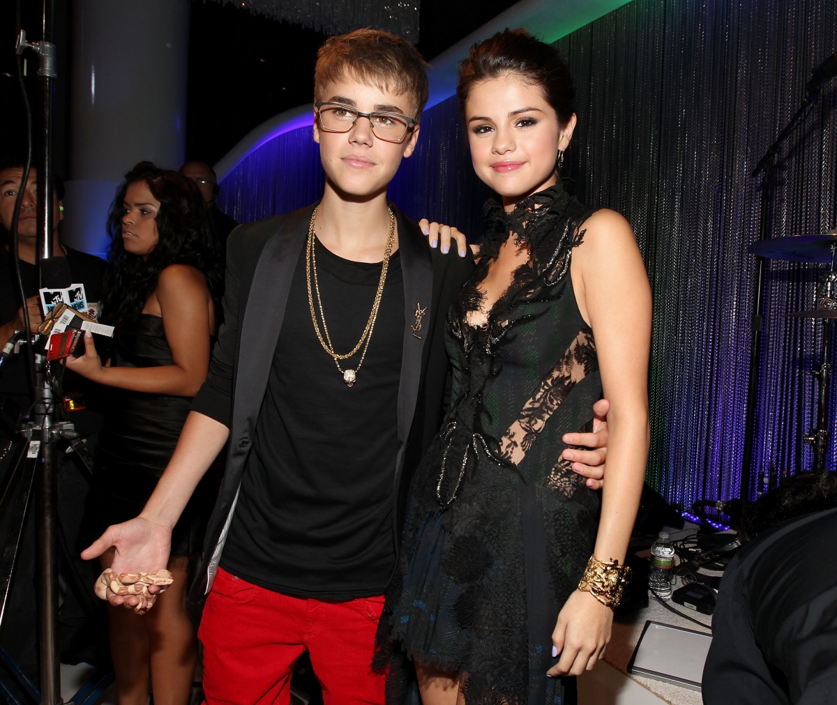 Selena Gomez 'loves' Justin Bieber wanting to reconcile with her some day