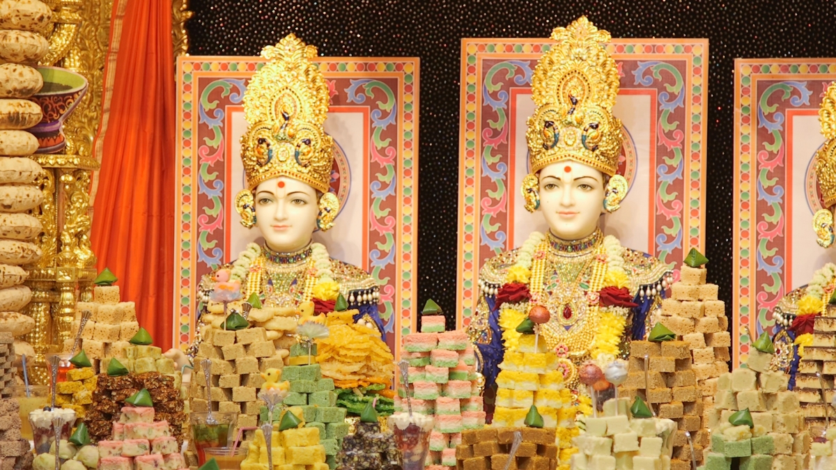 Diwali 2015: Watch the UK celebrate the Festival of Lights