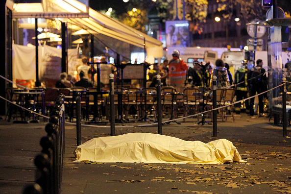 Paris Attacks: Dramatic Images And Video Of Carnage On The Streets Of ...