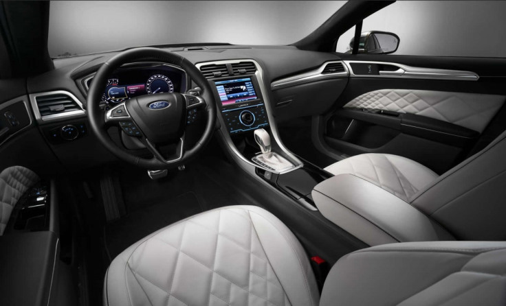 Ford Mondeo Vignale interior