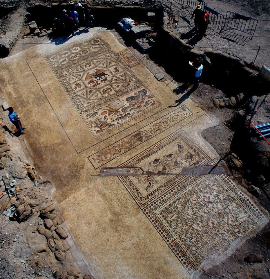 1700-year-old Roman-era mosaic uncovered in Israel