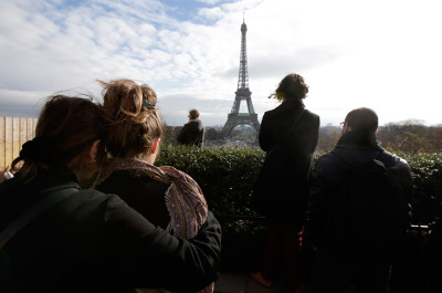 Paris attacks mourning