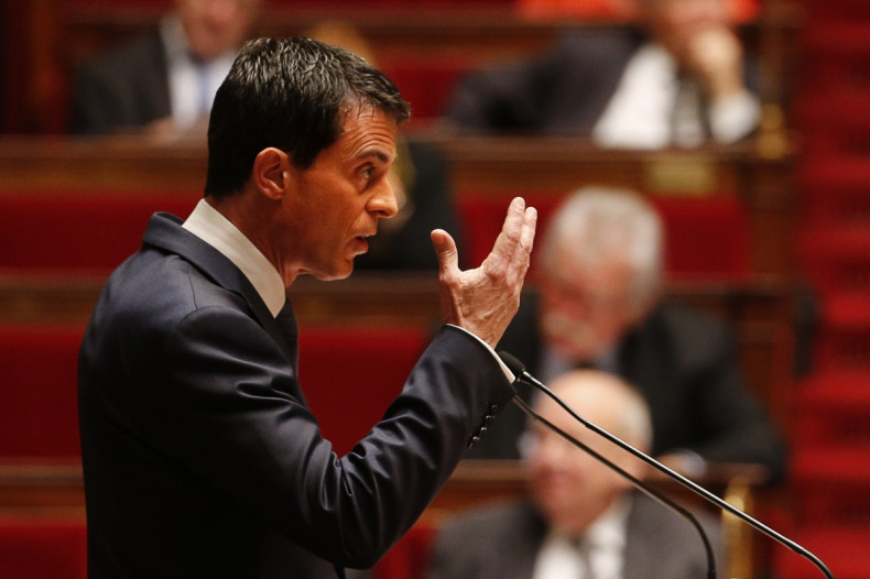 Manuel Valls addresses parliament