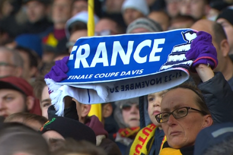 Fans show respect for France