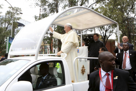 Pope Francis arrives in Nairobi