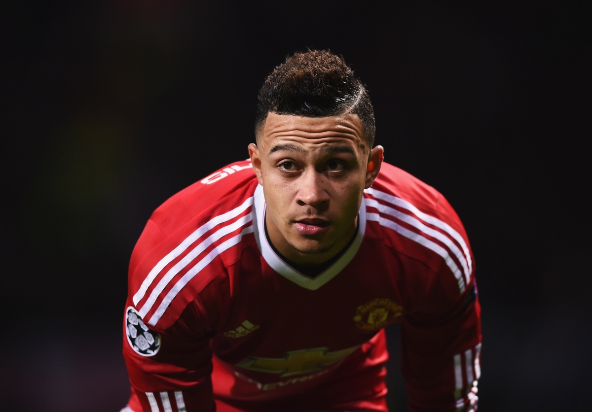 Manchester United winger Memphis Depay returns to PSV to say