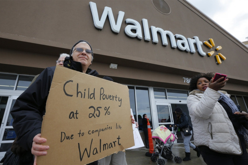 Walmart employees protect low wages