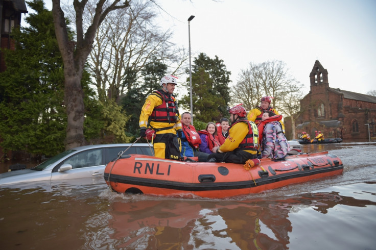 Storm Desmond prompts rescue efforts