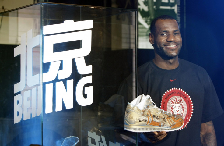 Nike signs lifetime deal with LeBron James of Cleveland Cavaliers