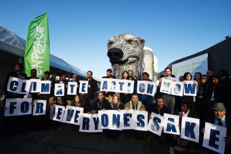COP21 Greenpeace protesters