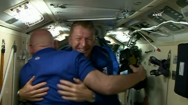 Tim Peake reaches ISS