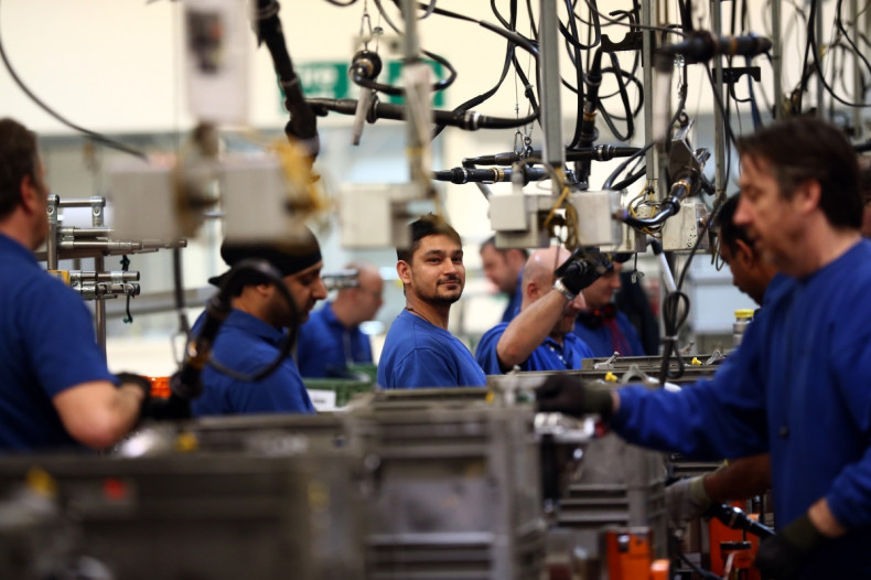 UK manufacturing faces pressure in 2016