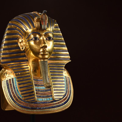 Golden mask of Tutankhamun
