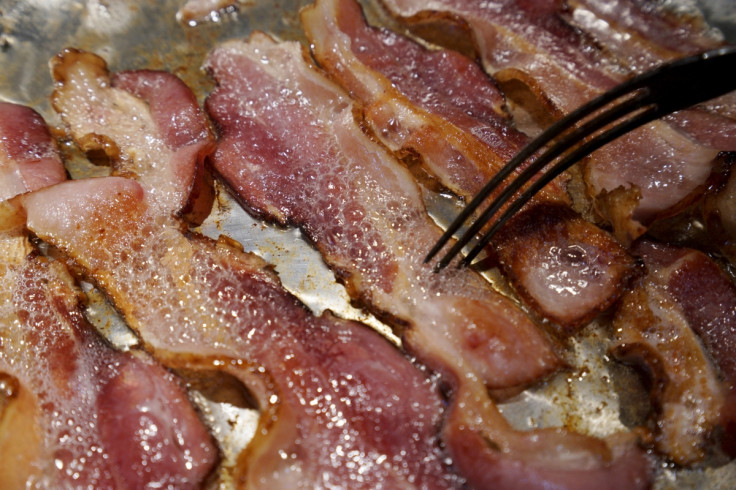 bacon sizzling