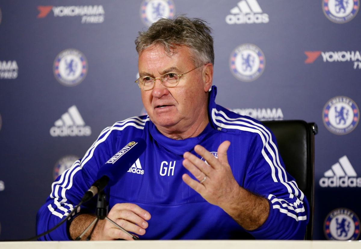 Guus Hiddink suggests Chelsea are looking to sign a new striker in