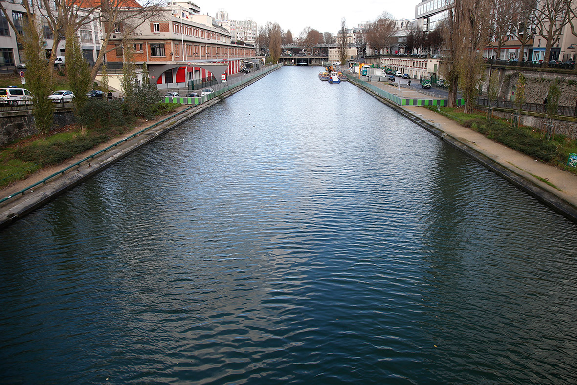 paris canal draining