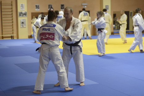 Vladimir Putin judo fight