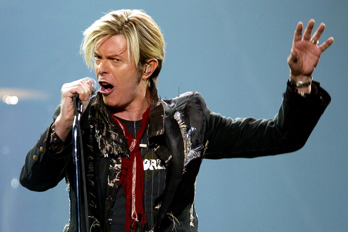 David Bowie Death: Music icon's ashes 'to be scattered at secret ...