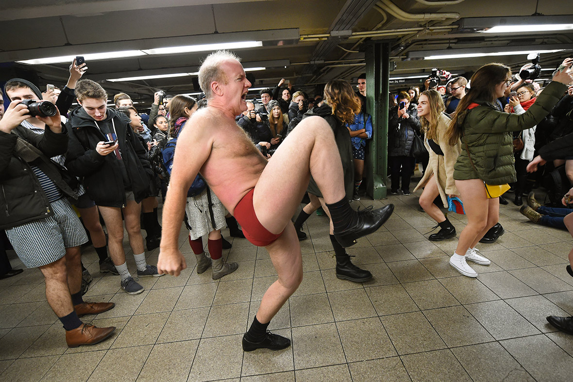 [Image: no-pants-subway-ride.jpg]