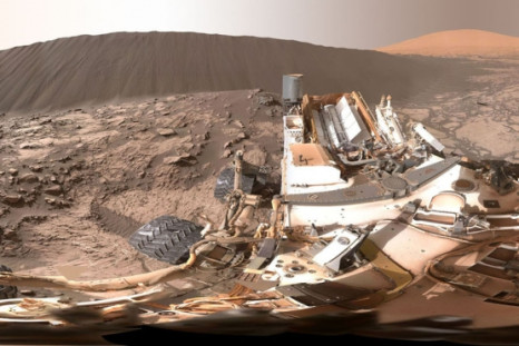 Curiosity Mars dune