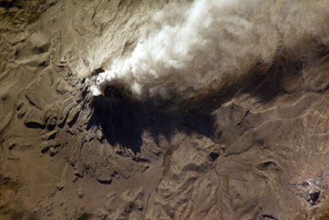 Ubinas Volcano erupts