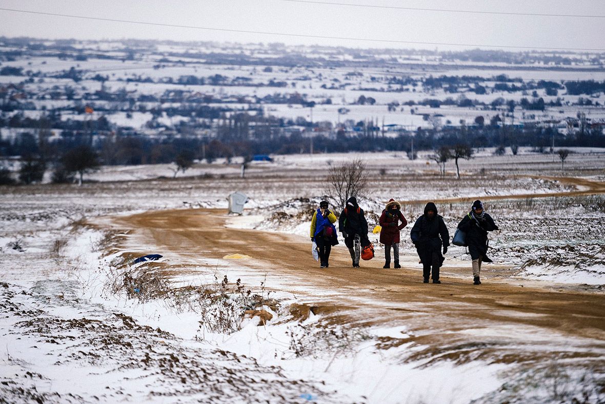 refugees travel in winter