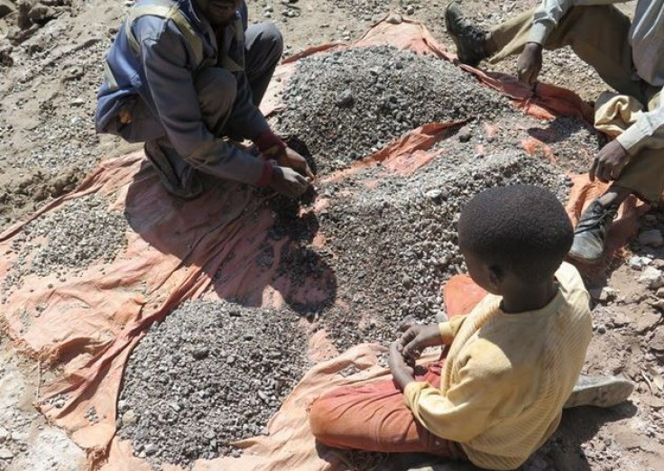 Child labourers at cobalt mines