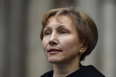 Marina Litvinenko speaks outside High Court