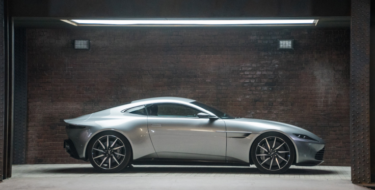 Aston Martin DB10