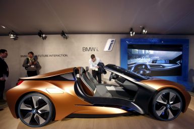 BMW becomes first automaker to offer customers integrated IFTTT services