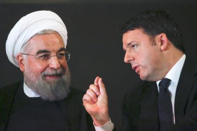 Matteo Renzi Rouhani Iran statues