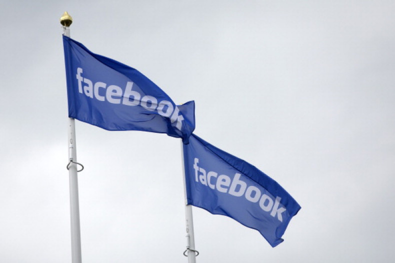 Facebook shares soar as mobile drive and add sales surpass expectations