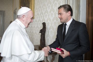 Leonardo DiCaprio meets Pope Francis