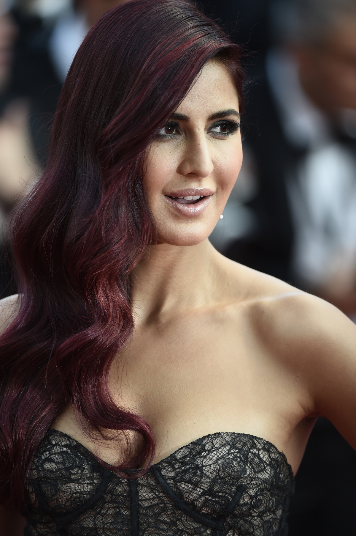 Katrina Kaif Responds To Cost Of Red Hair Colour In Fitoor red hair colour in fitoor