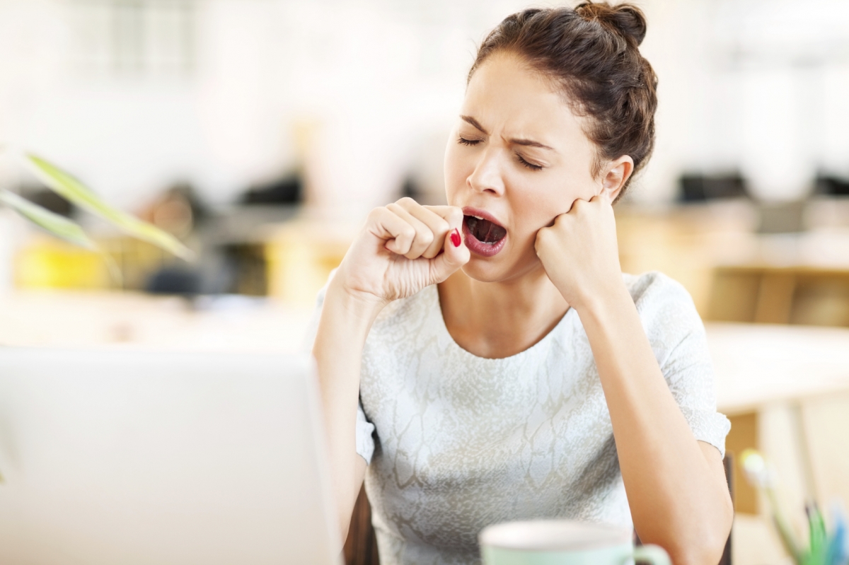 woman yawning contagious