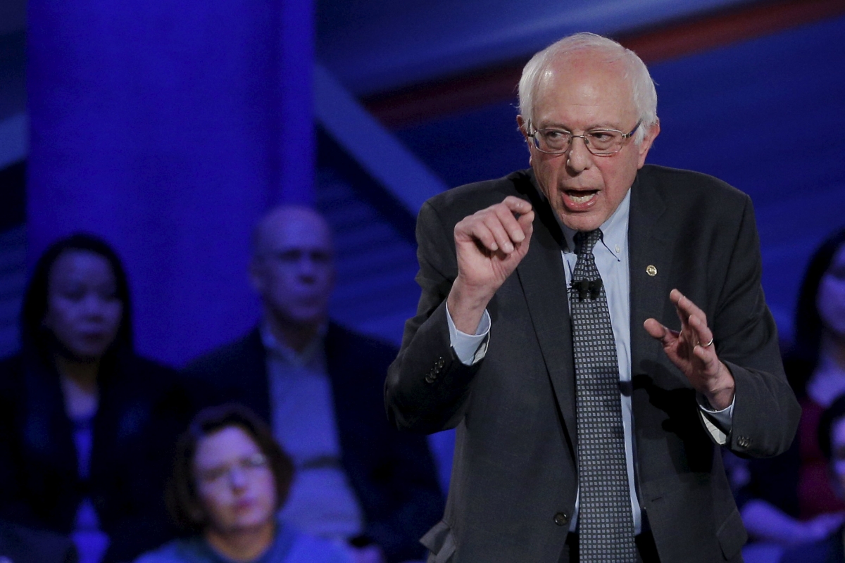 Democratic town hall as it happened: Clinton and Sanders face voters' questions in ...1200 x 800