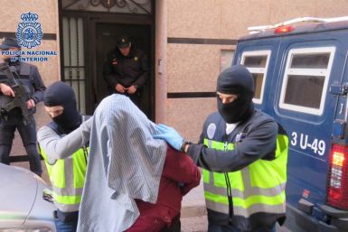 7 alleged isis members arrested in Spain