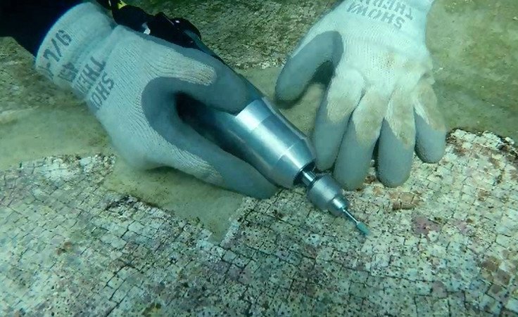 Underwater excavation