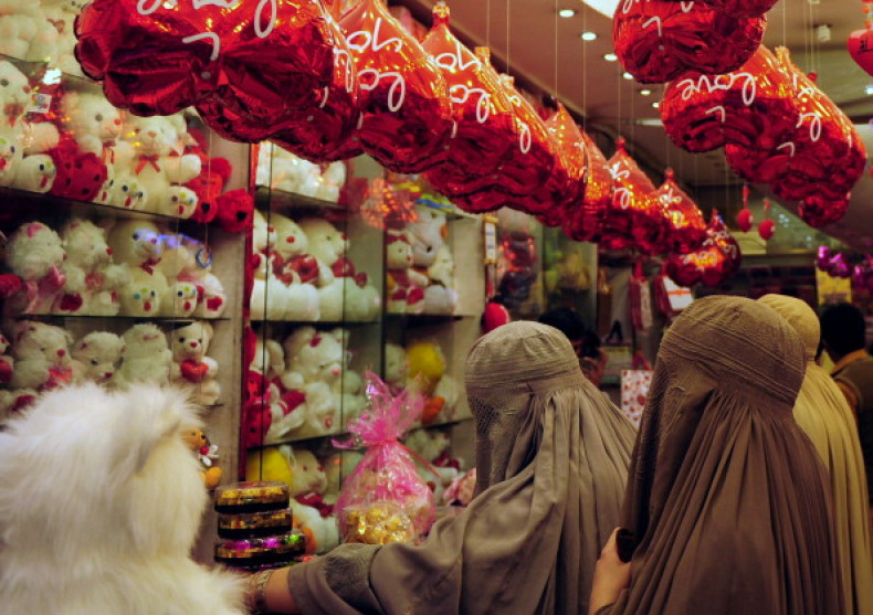 Valentines Day ban in Pakistan