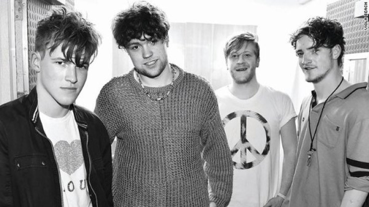 Viola beach