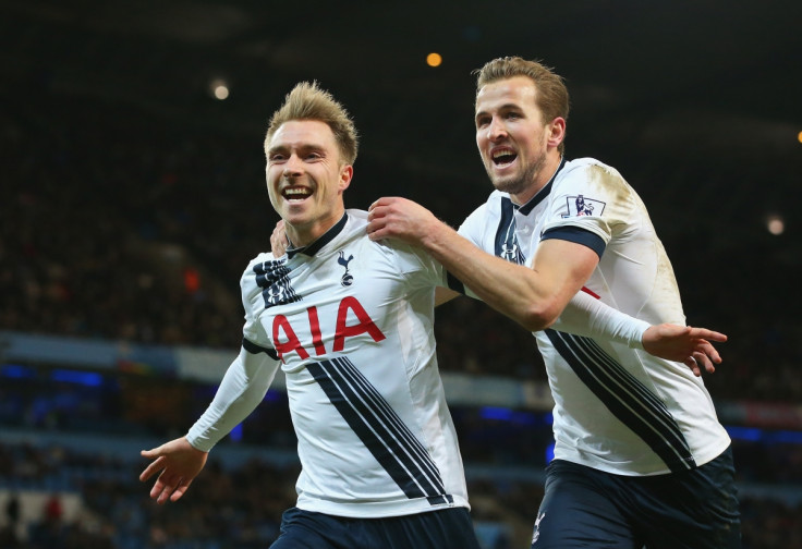 Christian Eriksen celebrates his goal